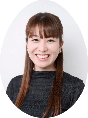 ⻑瀬麻希子
